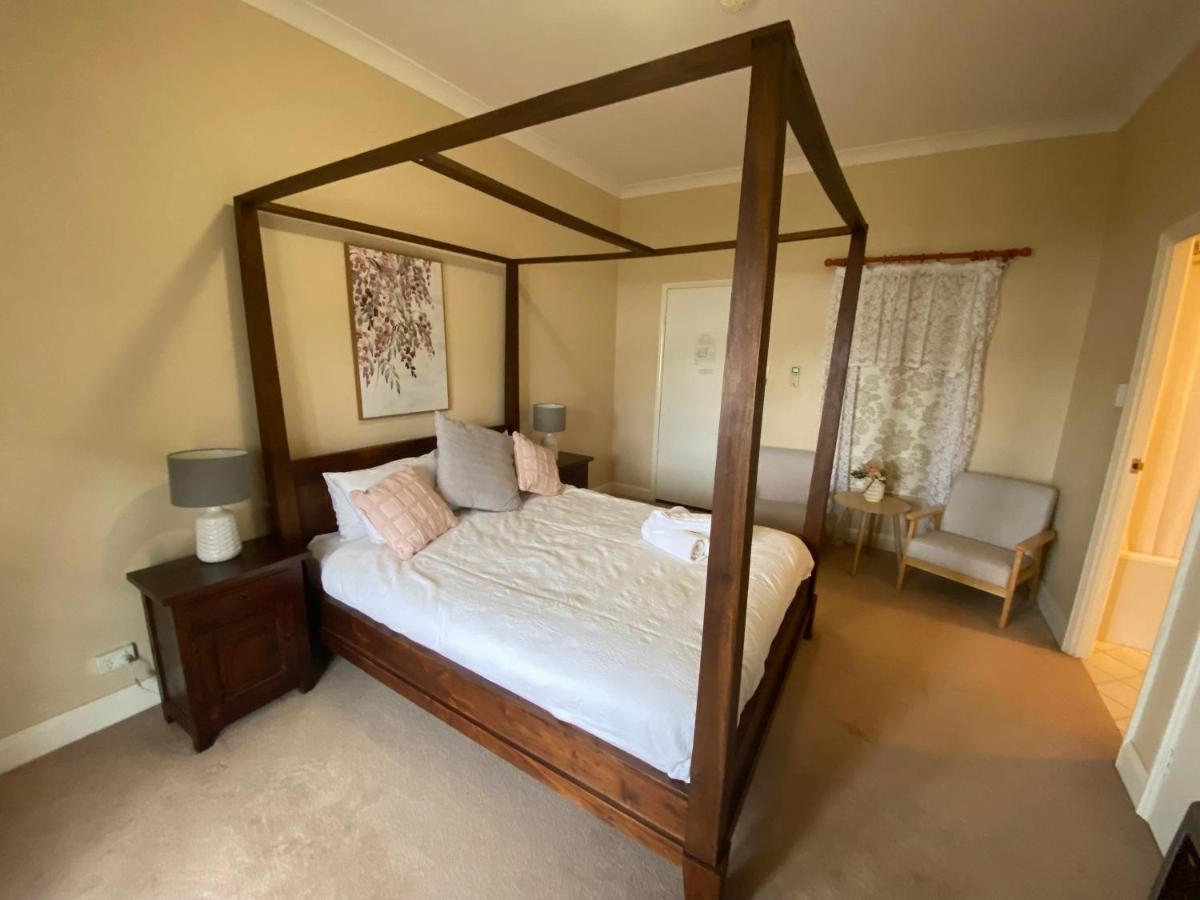 Hotel Settlers House York Esterno foto