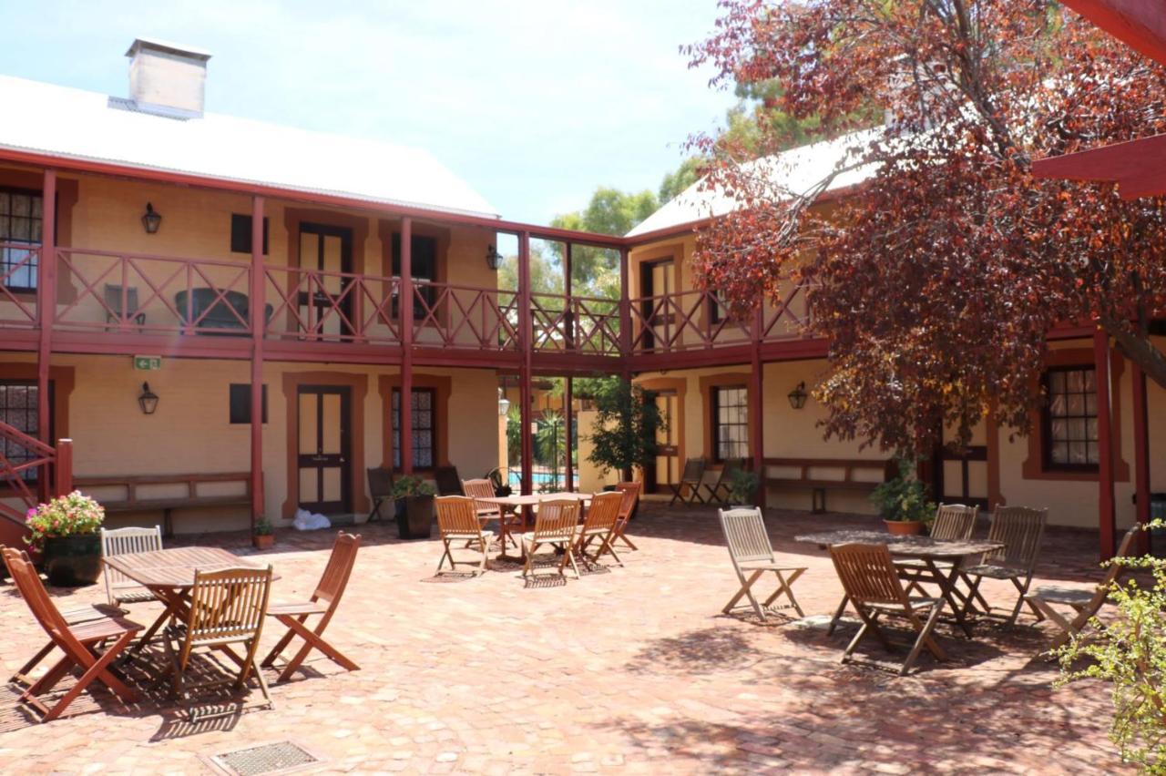 Hotel Settlers House York Esterno foto